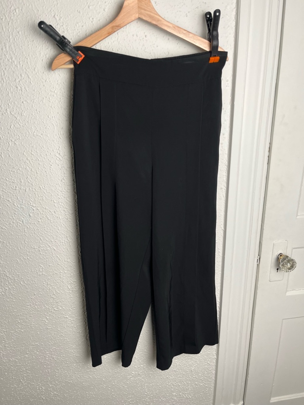 ZARA Women's Black Wide-Leg pleated pull on Dress Pants